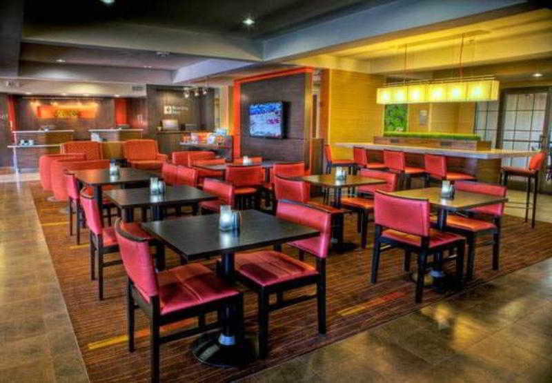 Courtyard Memphis East/Bill Morris Parkway Hotell Restaurant bilde