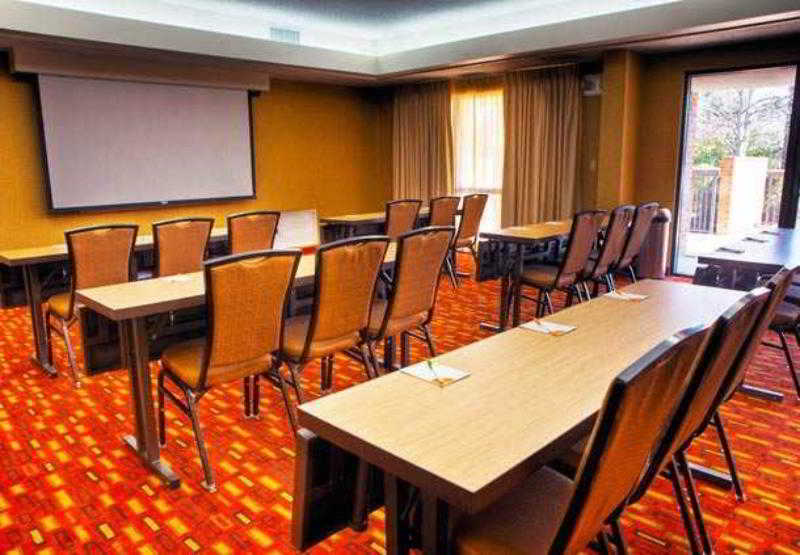 Courtyard Memphis East/Bill Morris Parkway Hotell Business bilde